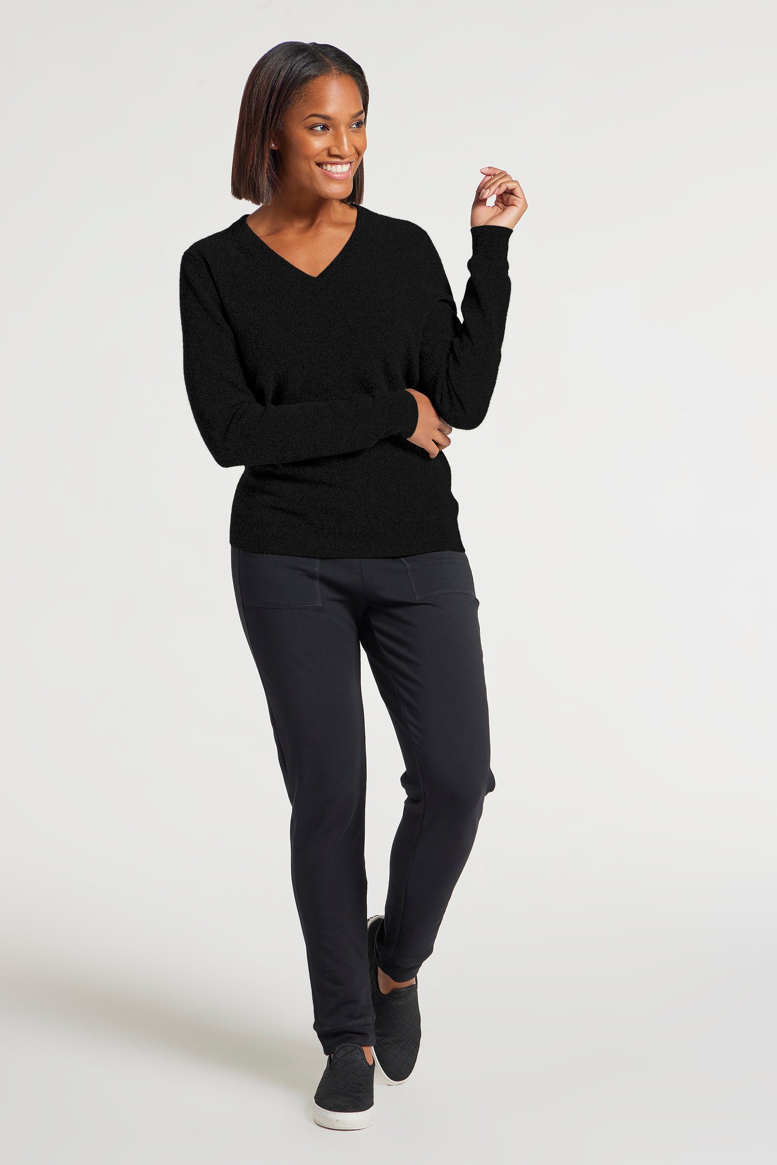 Black || Etta V-Neck Cashmere Sweater